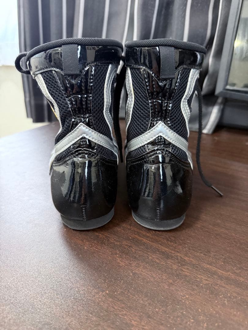ボクシングシューズ　FUEGO 25.5cm 美品