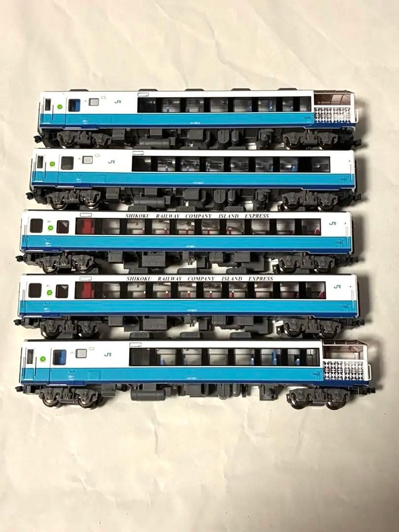 j*7様 アイランドエクスプレス四国　客車5両　マイクロエース　ライト室内灯点灯