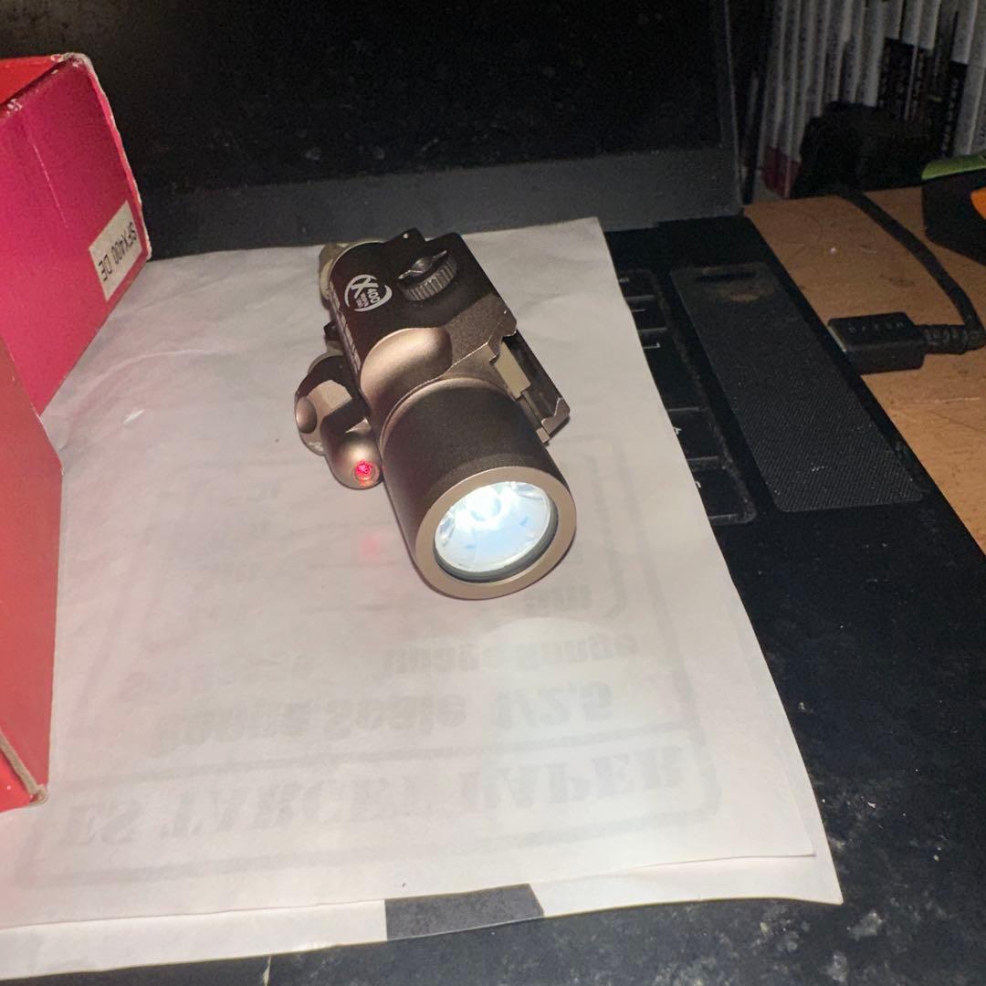 訳ありSUREFIRE シュアファイア X400