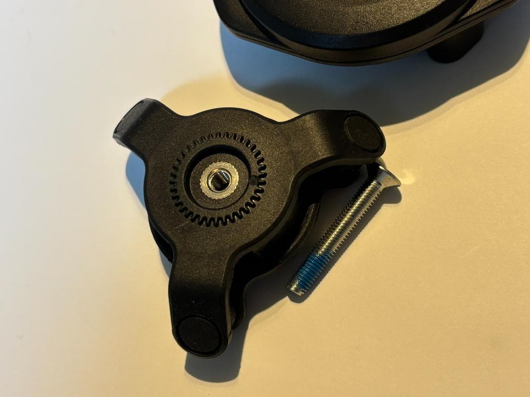 純正Quad Lock 防水ワイヤレス充電ヘッド＆防震ダンパー　クアッドロック