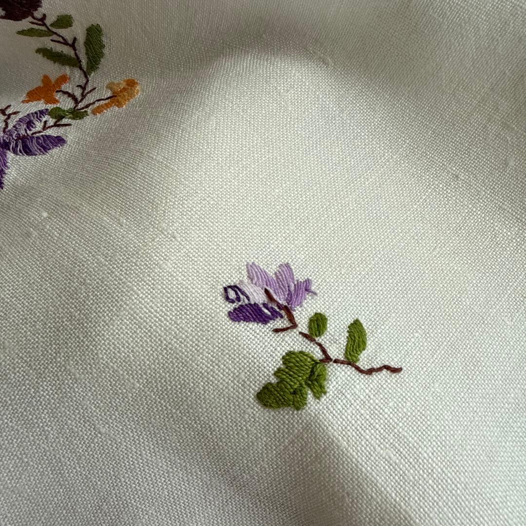 フランスアンティークஐ⋆*花柄刺繍のリネンクロス