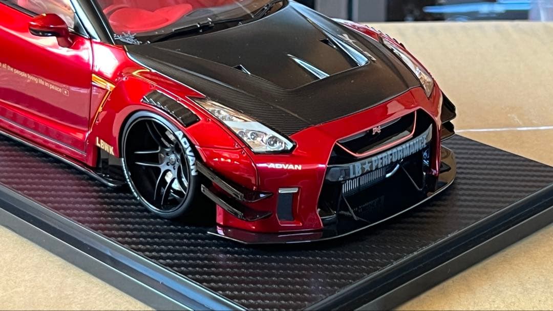 ミニカー LB-WORKS Nissan GT-R R35 Type 2 IG2341