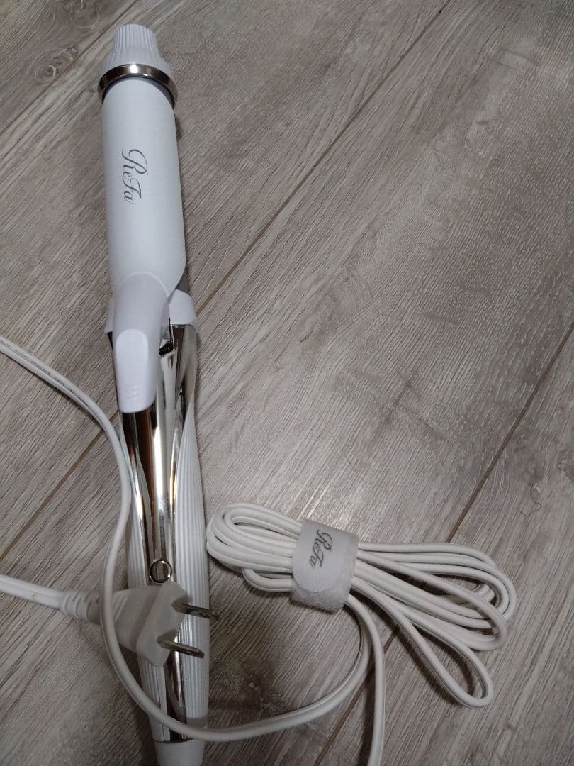 ❢値下げシマシタ❢リファカールアイロン