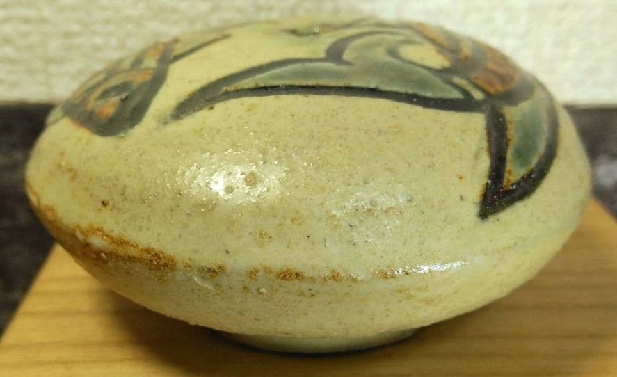 人間国宝 金城次郎 壷屋焼水滴 栞 共箱 美品 壺屋焼 やちむん 魚2匹