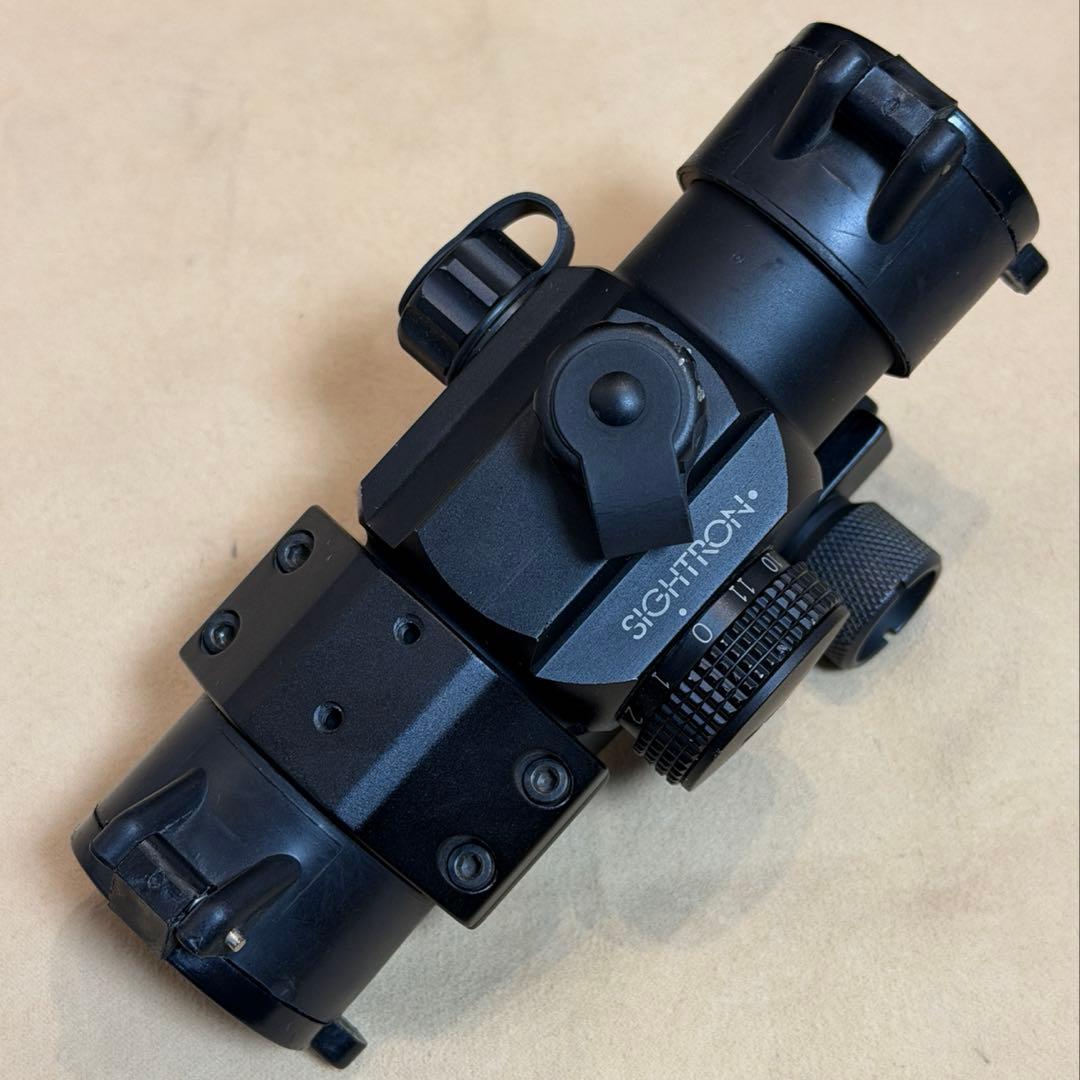 SIGHTRON SD-33X 専用マウント付き ドットサイト サイトロン