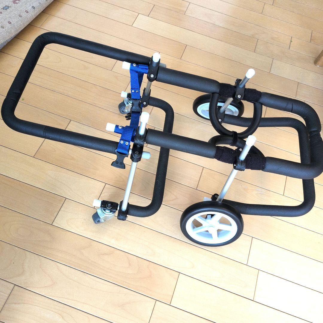 小型犬用4輪車椅子 歩犬舎