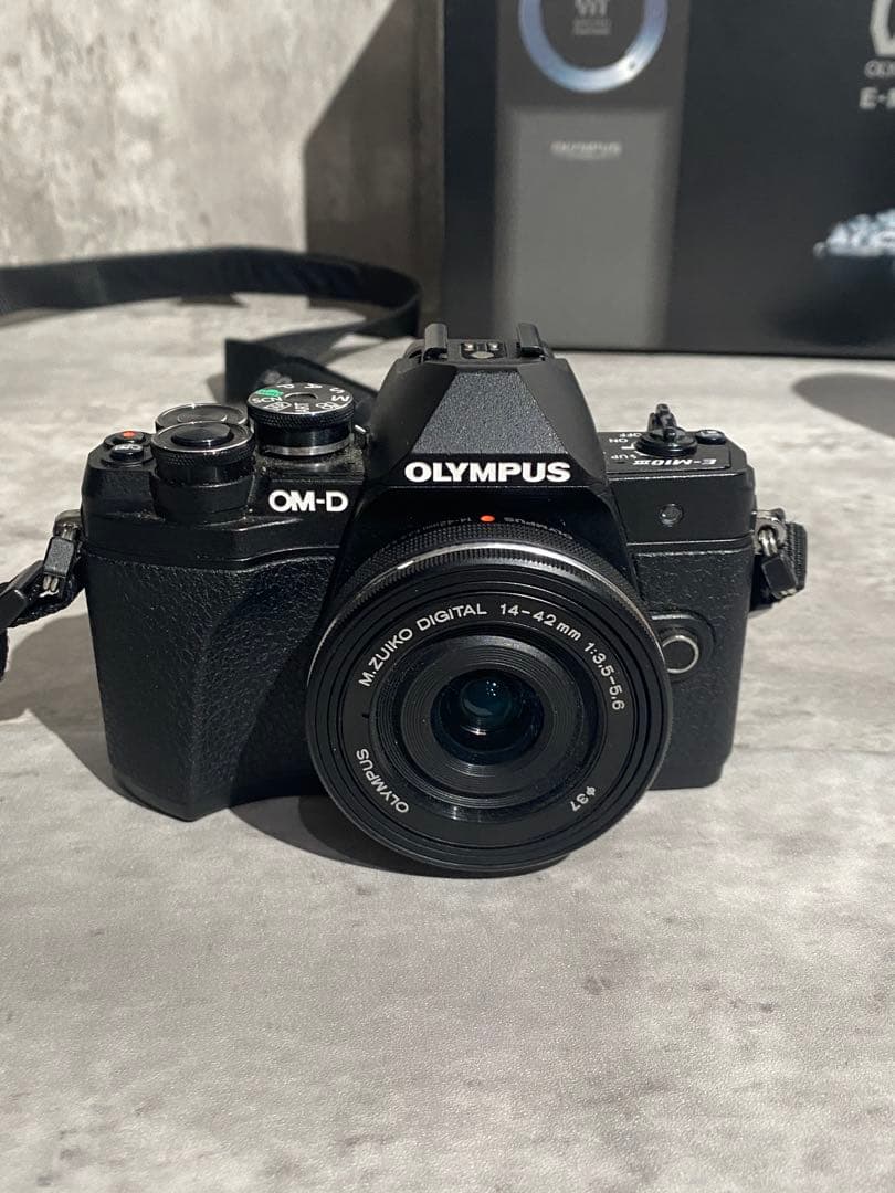 OM-D E-M10 Mark III ダブルズーム