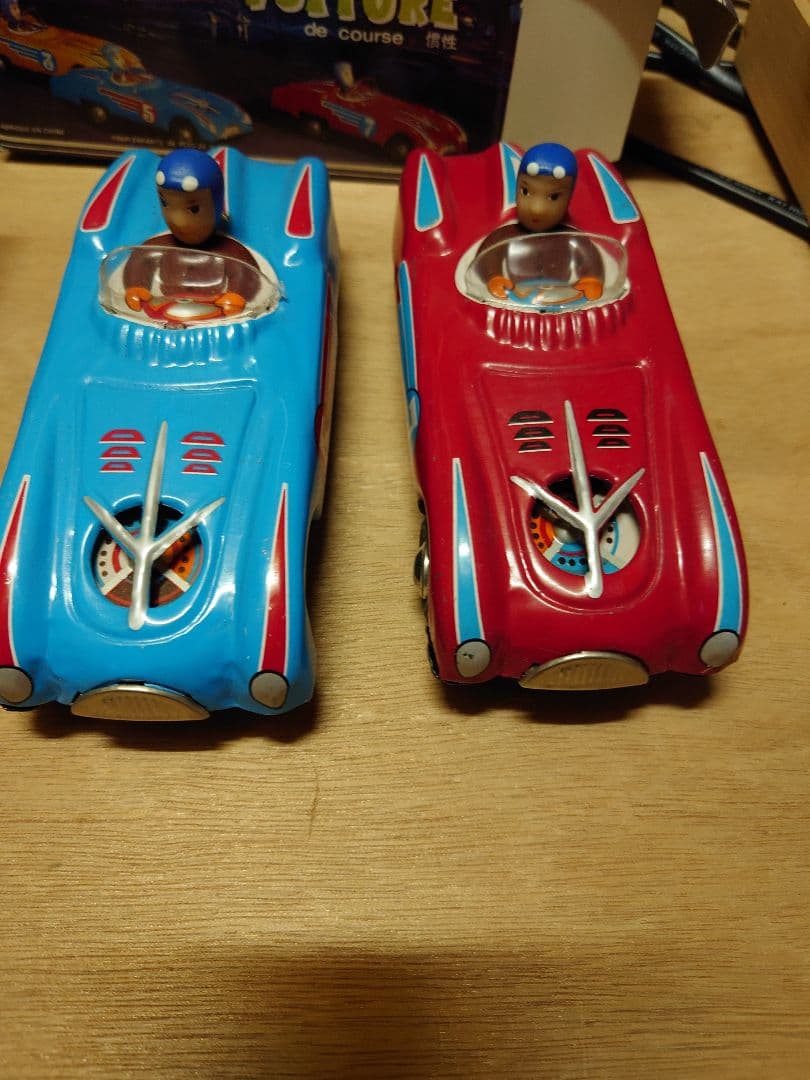 ブリキ製 ボンネットギミック回ります フリクション カー レーシングカー
