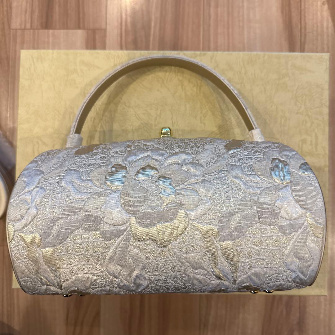 草履バッグセット　ゴールド和装・留袖黒留袖M 22.5-23.5 七五三　結婚式