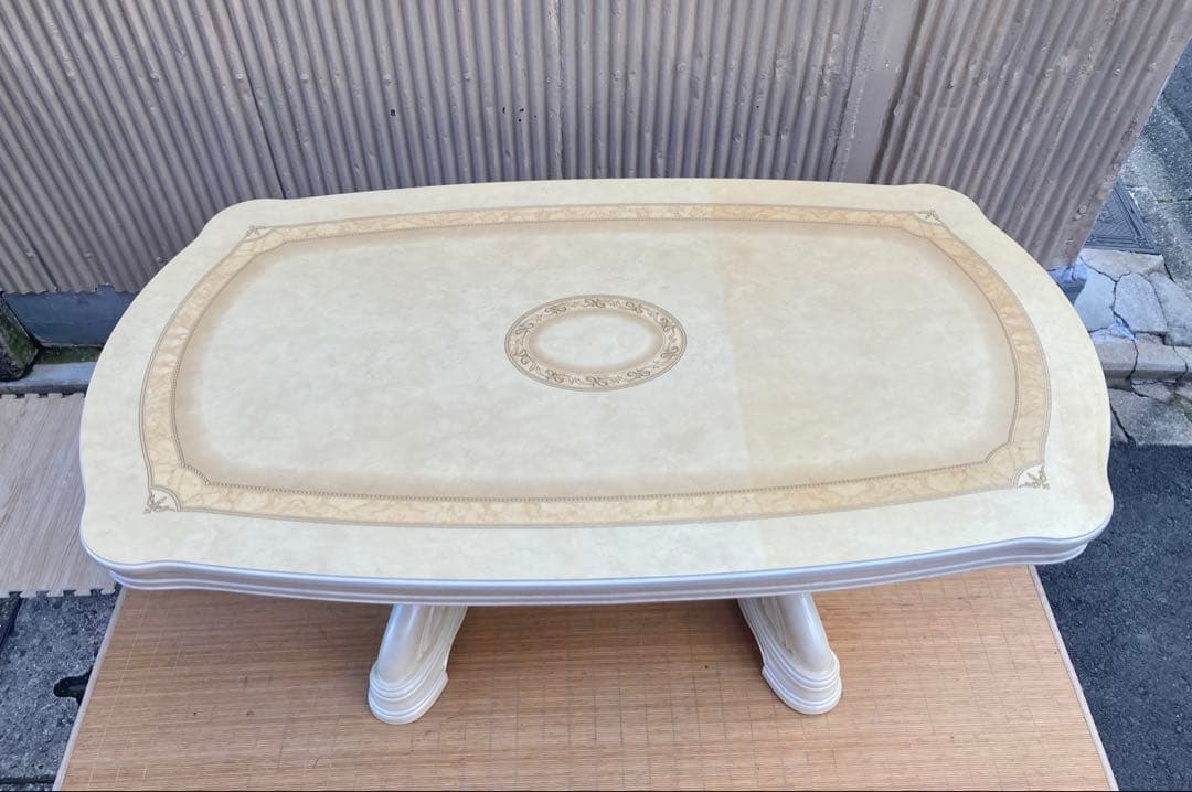 アンティーク調テーブル