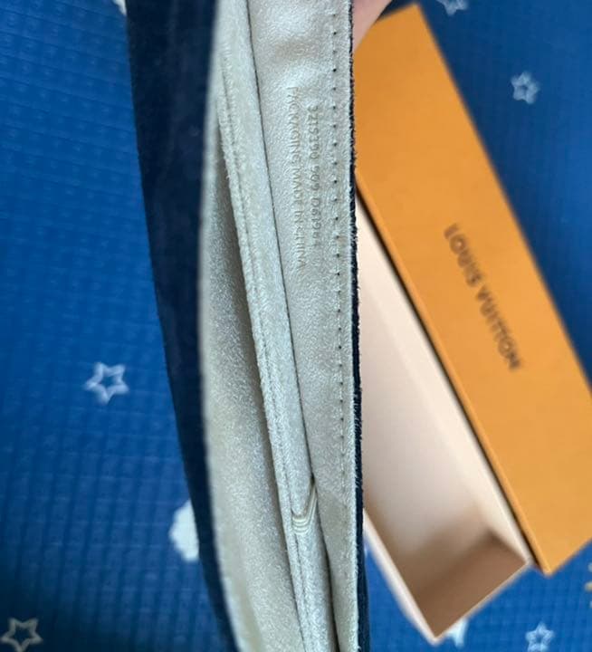 【希少】ルイヴィトン　保存袋 ケース付　腕時計　アクセサリー用