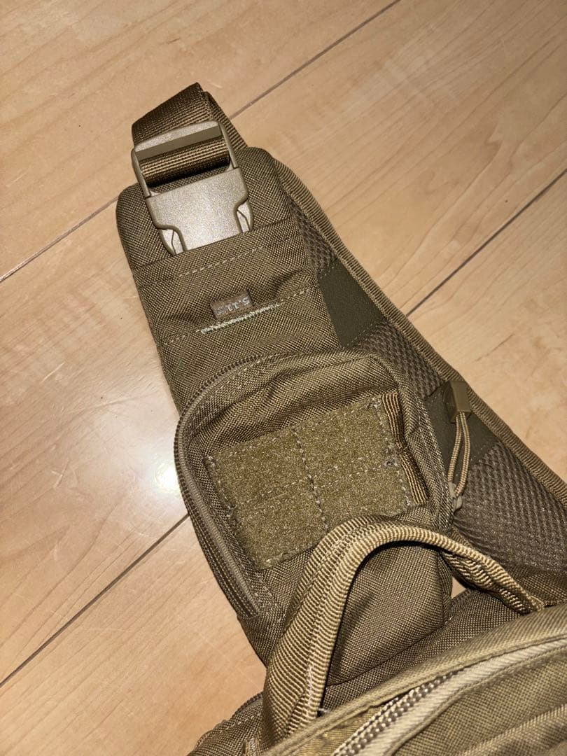 個人装備 5.11 TACTICAL RUSH MOAB 6 Sling Pack 11L