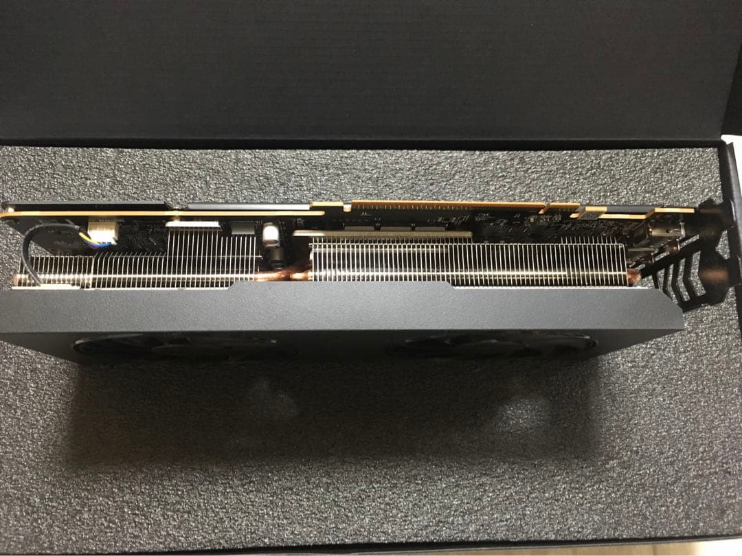 グラフィックボード・グラボ・ビデオカード RD-RX7700XT-E12GB/DF+ AG-750M V2