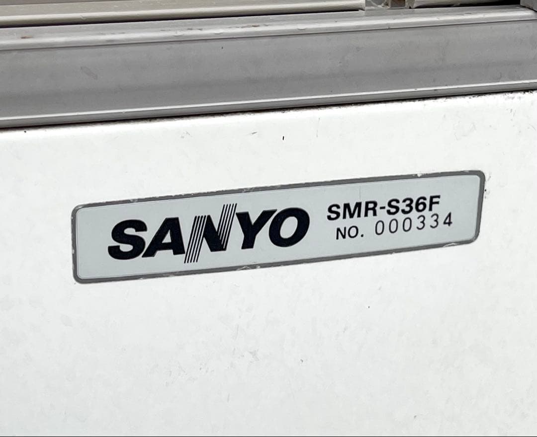 chaki　KIRINロゴ♪ サンヨー　冷蔵ショーケース　SMR-S36F