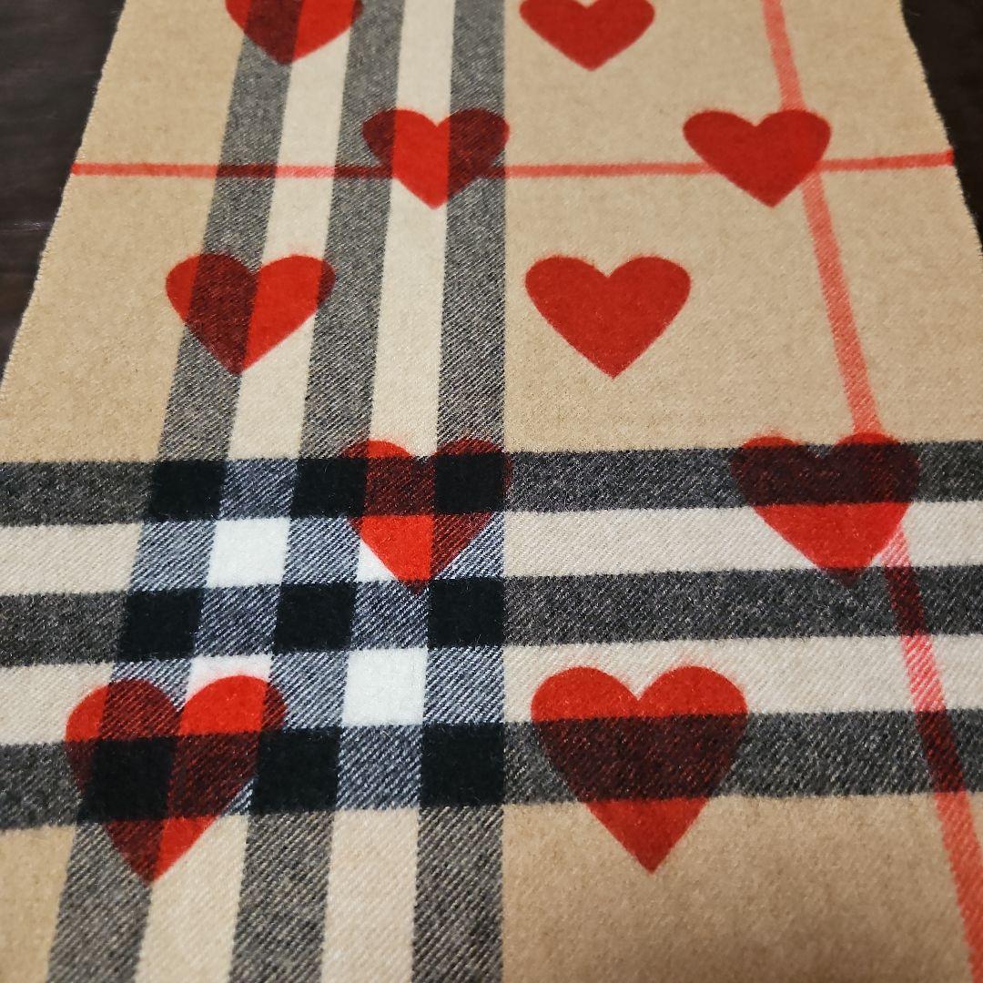 BURBERRY　バーバリー　限定リバーシブルハートマフラー