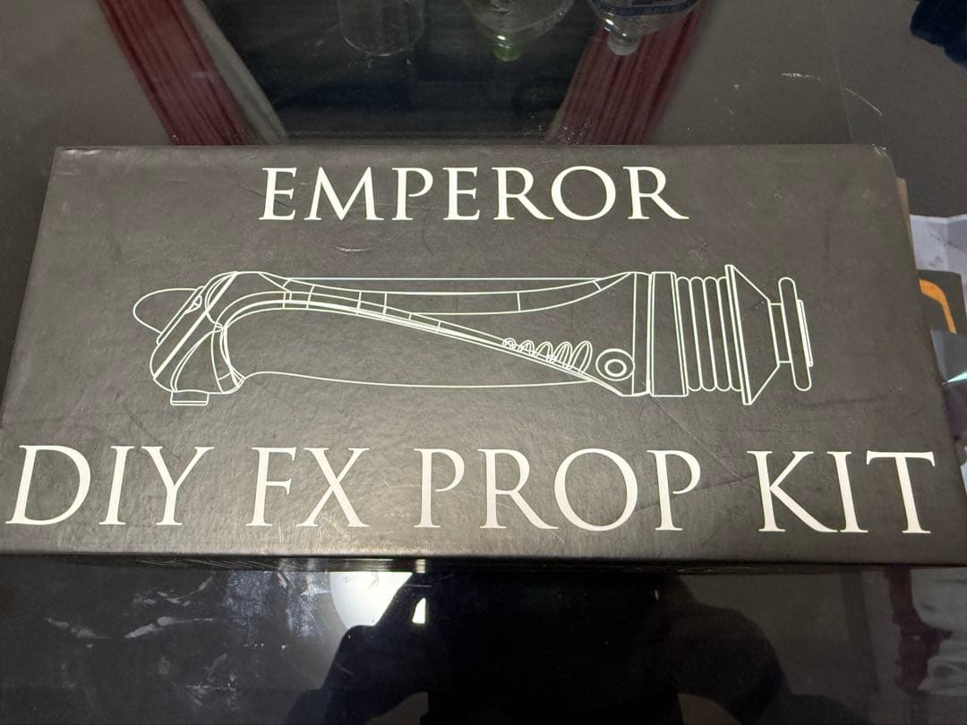 カスタムライトセーバー　シディアス