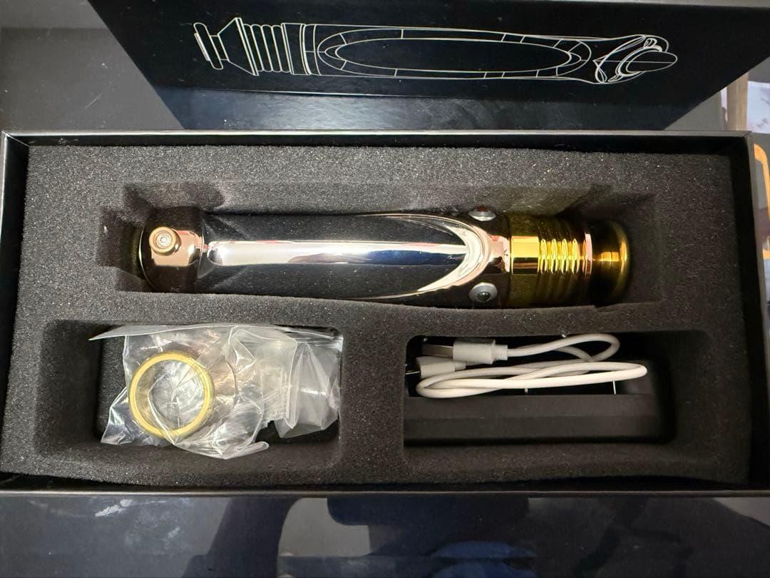 カスタムライトセーバー　シディアス