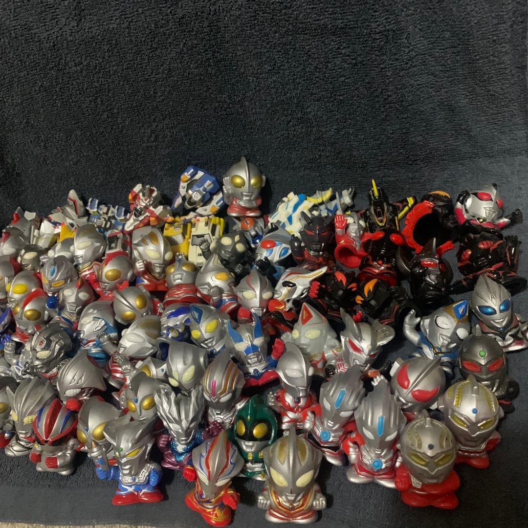 ウルトラマン指人形　88体セット