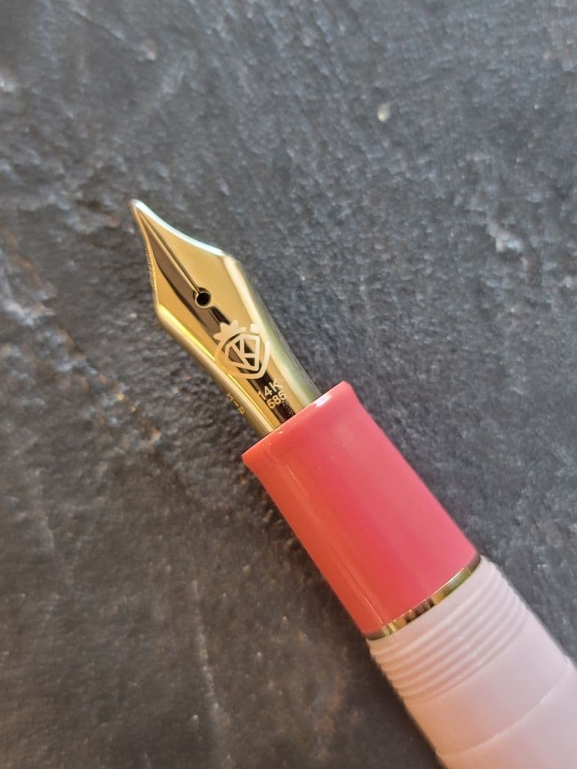 ❁⃘*.゜ プロフェッショナルギア スリムミニ 静岡苺 F 箱なし。美品です。