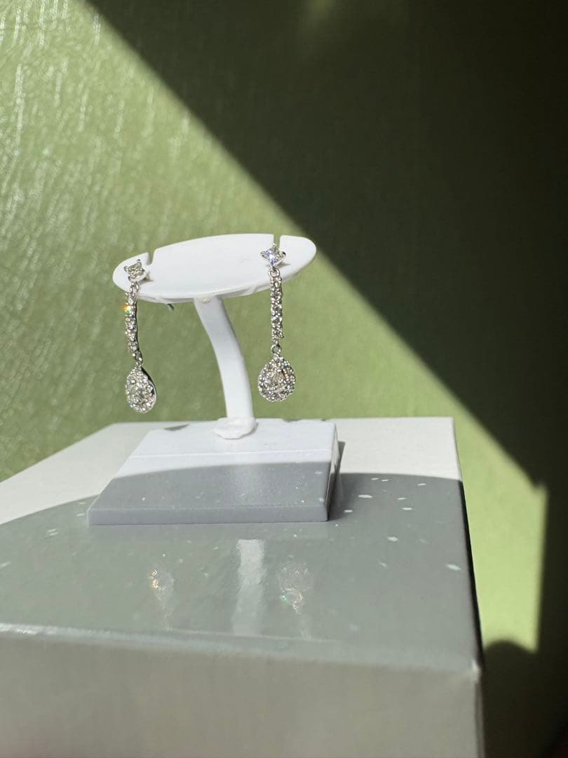 ダイヤモンド ピアス プラチナ