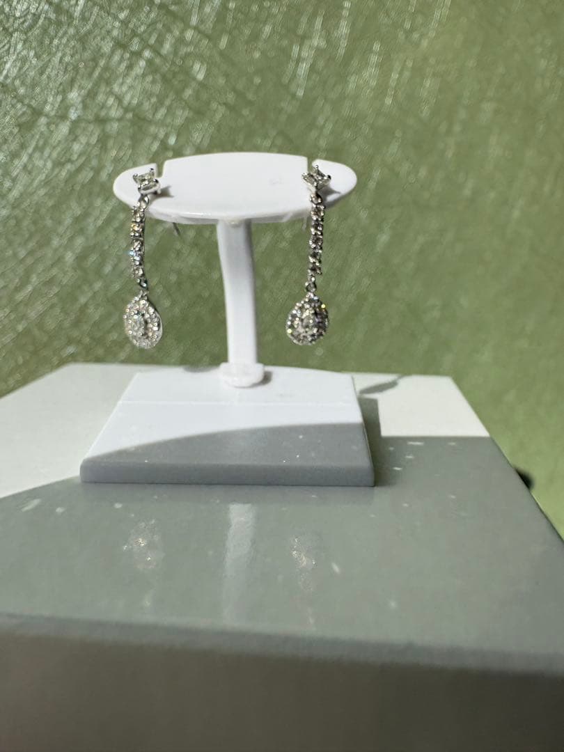 ダイヤモンド ピアス プラチナ