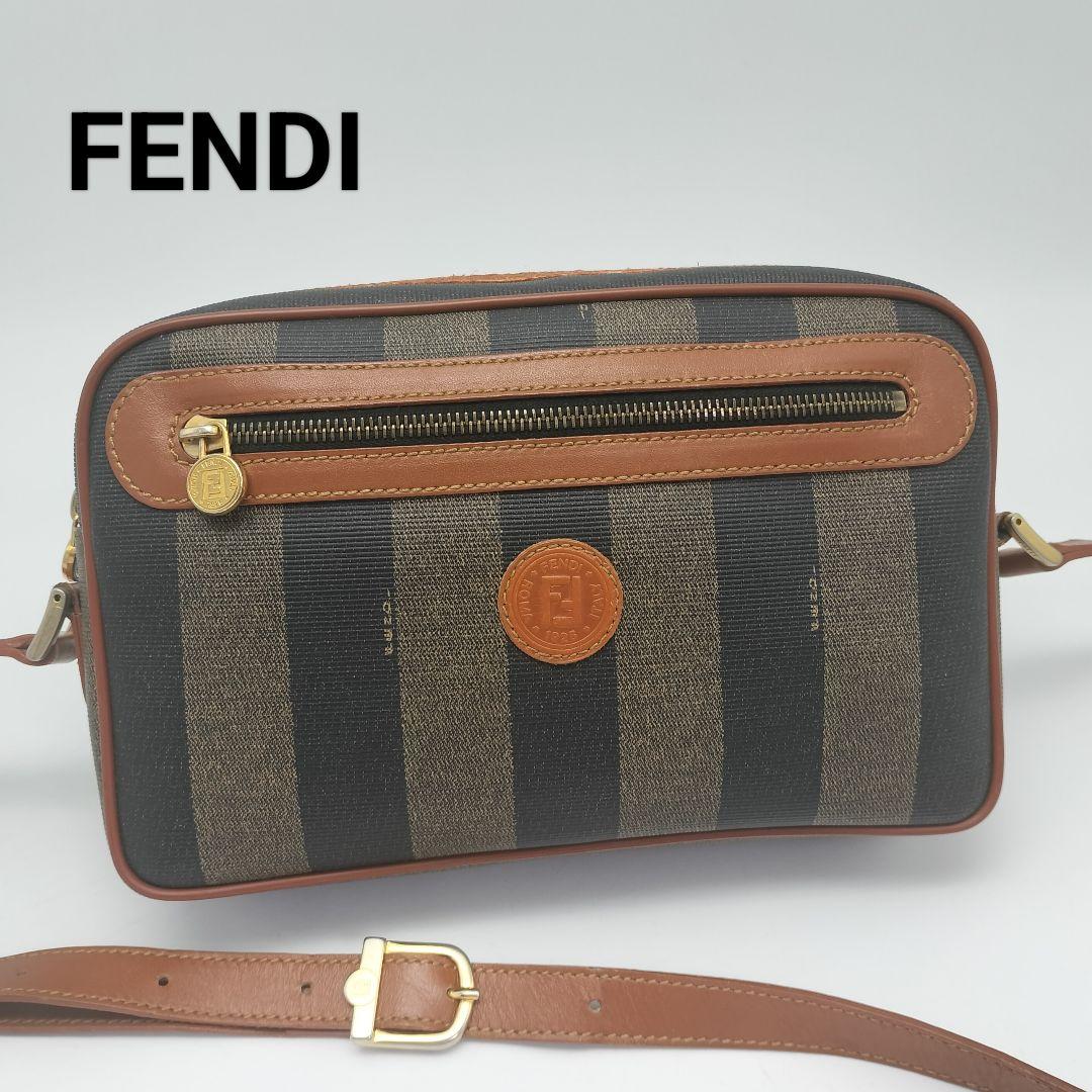 極美品✨フェンディ　ショルダーバッグ