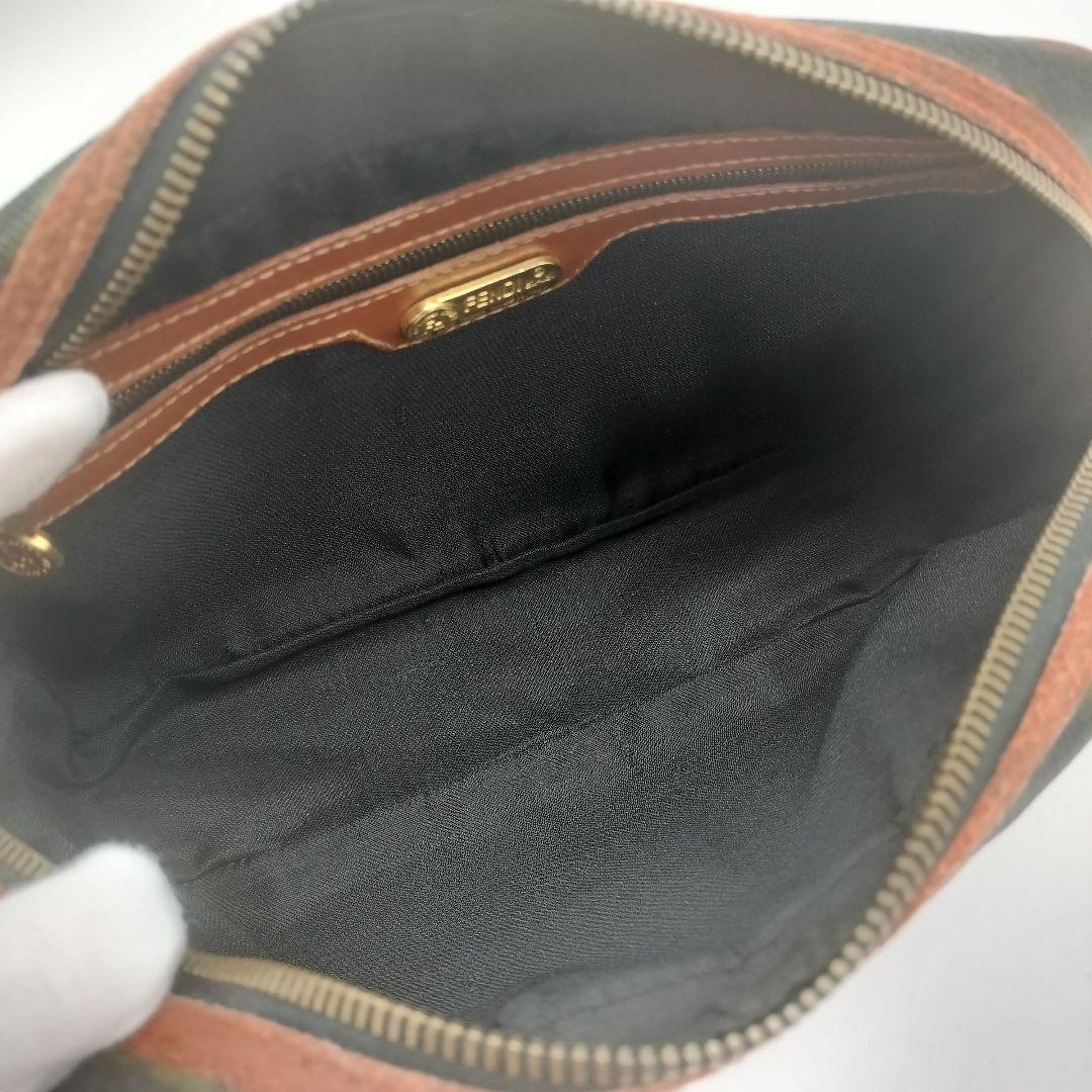 極美品✨フェンディ　ショルダーバッグ