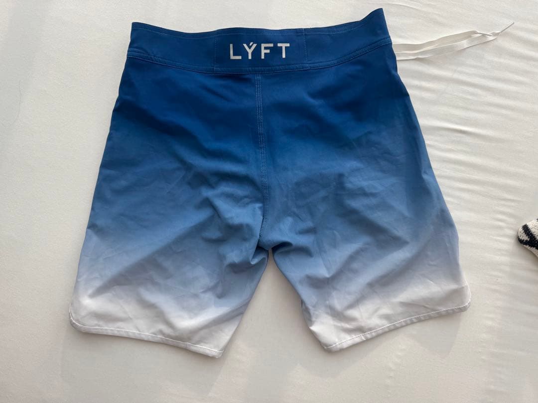 LYFT ボードショーツ Mサイズ