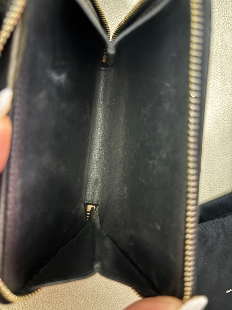本日限定値下げ！ SAINT LAURENT ブラック 二つ折り財布