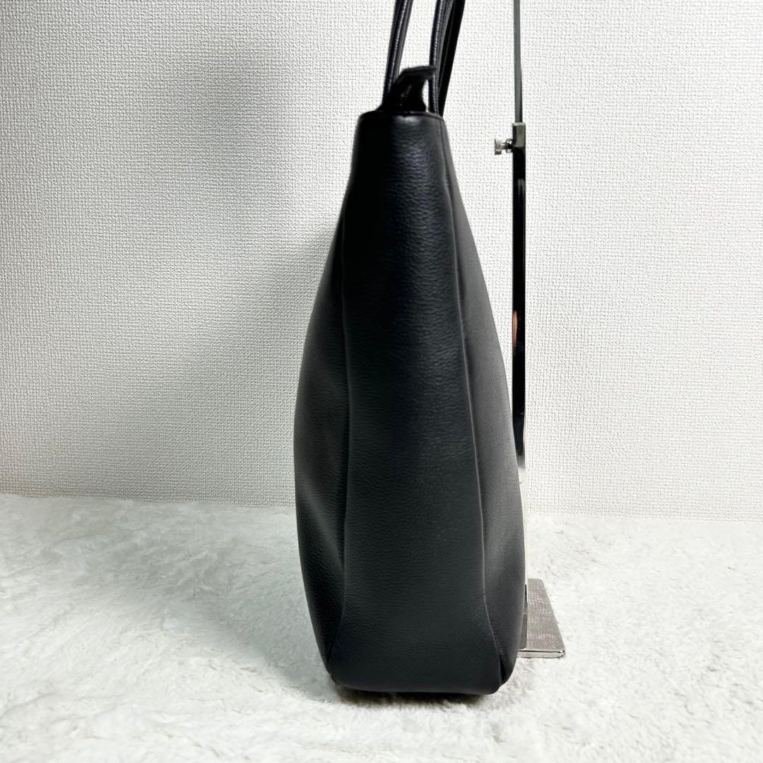 美品✨　SHIPS 牛革　シボ革　トートバッグ A4収納可 黒