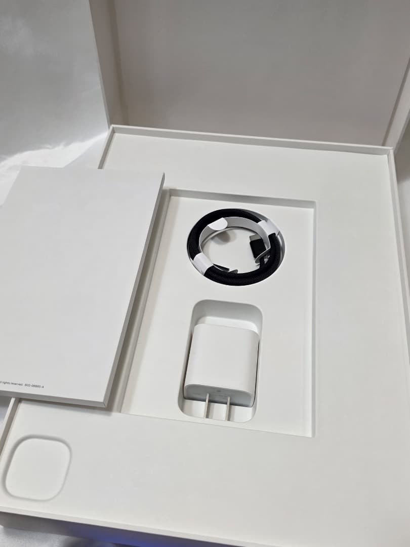 【美品】iPad Pro13inc　Wi-Fi セルラー 256GB グレー