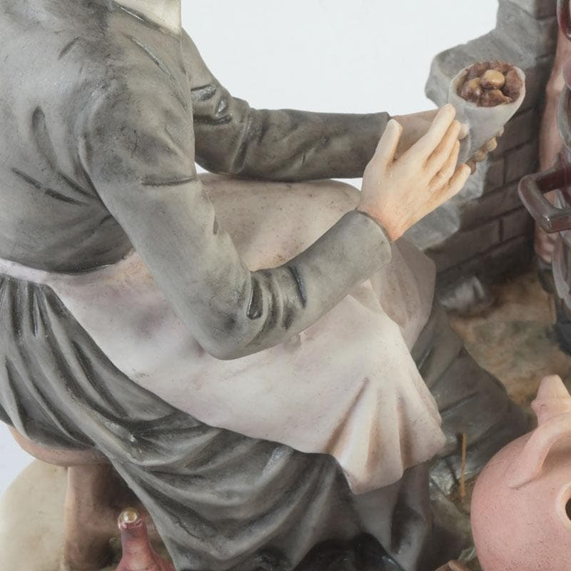 陶器人形　フィギュリン　青年と老婆　置物　C　9304A