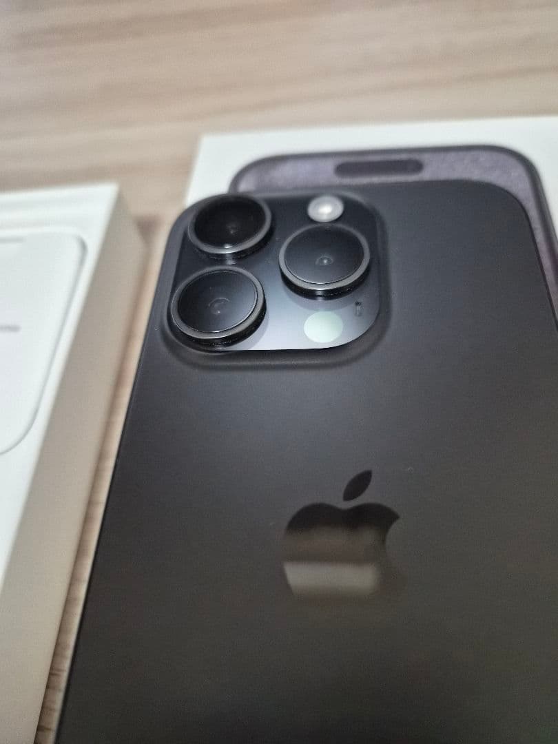 【大特価】iPhone15pro 256GB simフリー