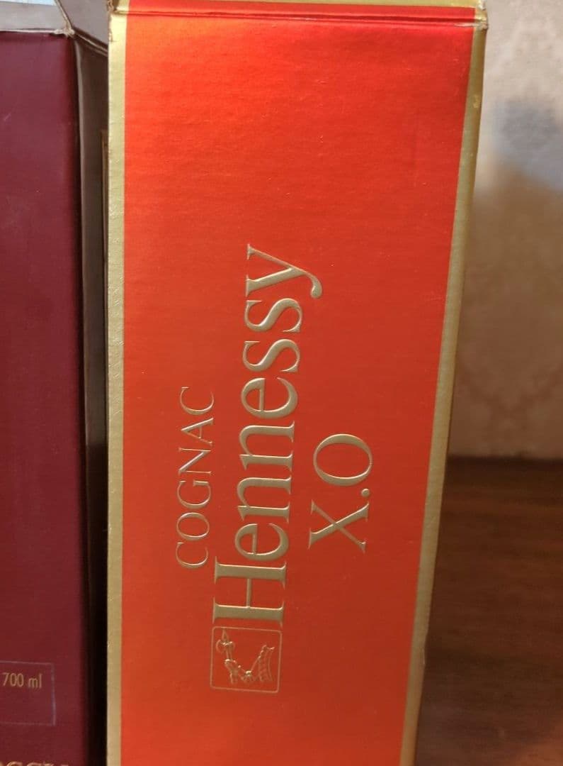 ヘネシー XO コニャック　金キャップ　グリーンボトル　２本セット
