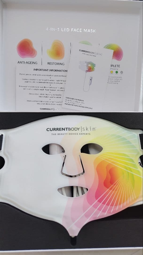 ボディ・フェイスケア CURRENTBODY 4-in-1 LED Face Mask