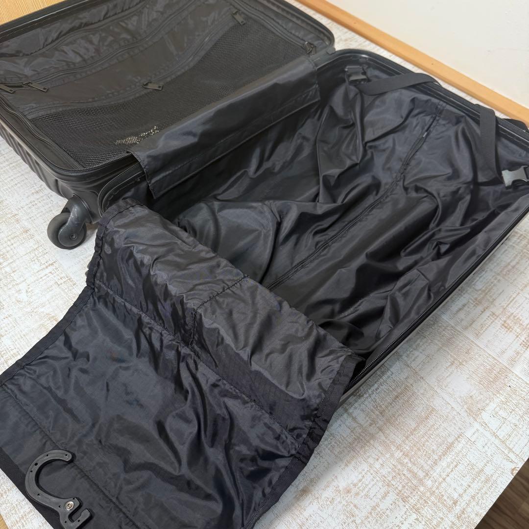 訳あり　BRIEFING H-34F キャリーケース　４輪　マットな色合い