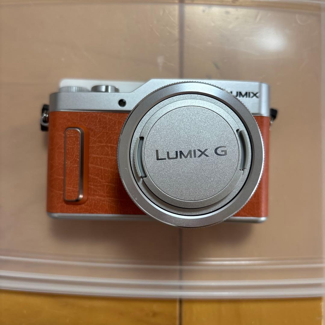 デジタルカメラ Panasonic DC-GF10W LUMIX G