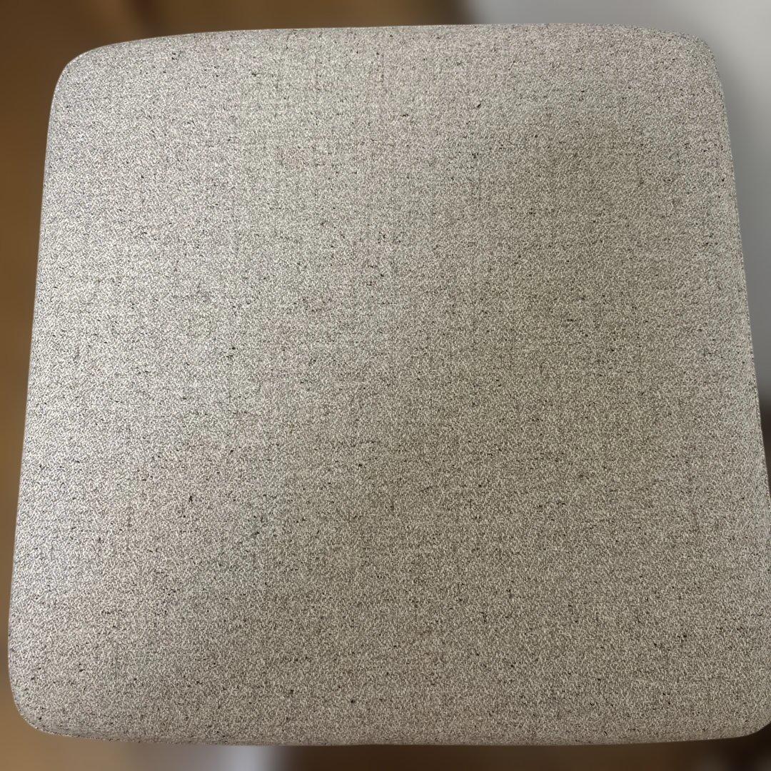 モモナチュラル　オットマン