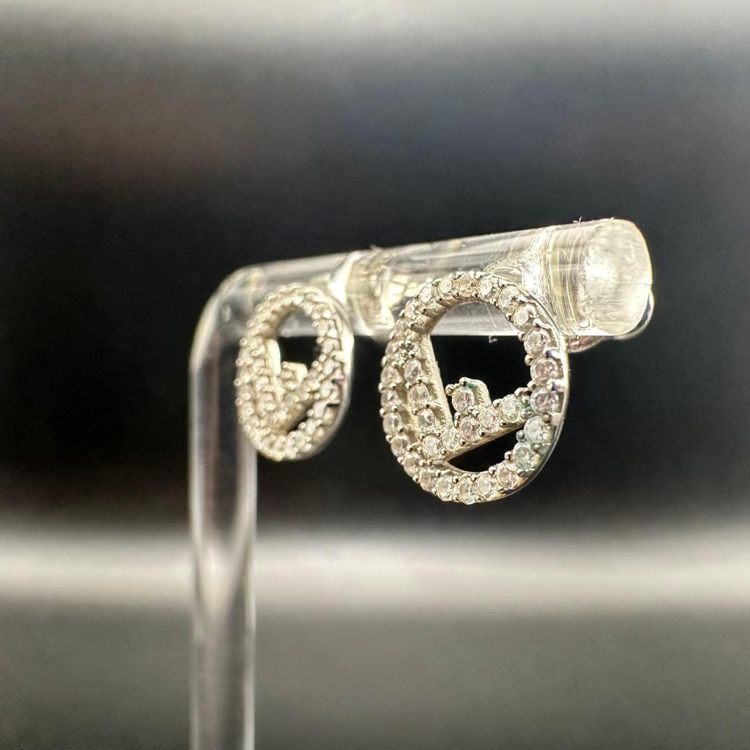 極美品✨　FENDI　フェンディ　ピアス　エフイズ　シルバー　1482