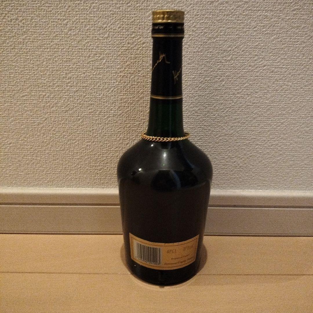 ヘネシー　ナポレオン 700ml ブランデー