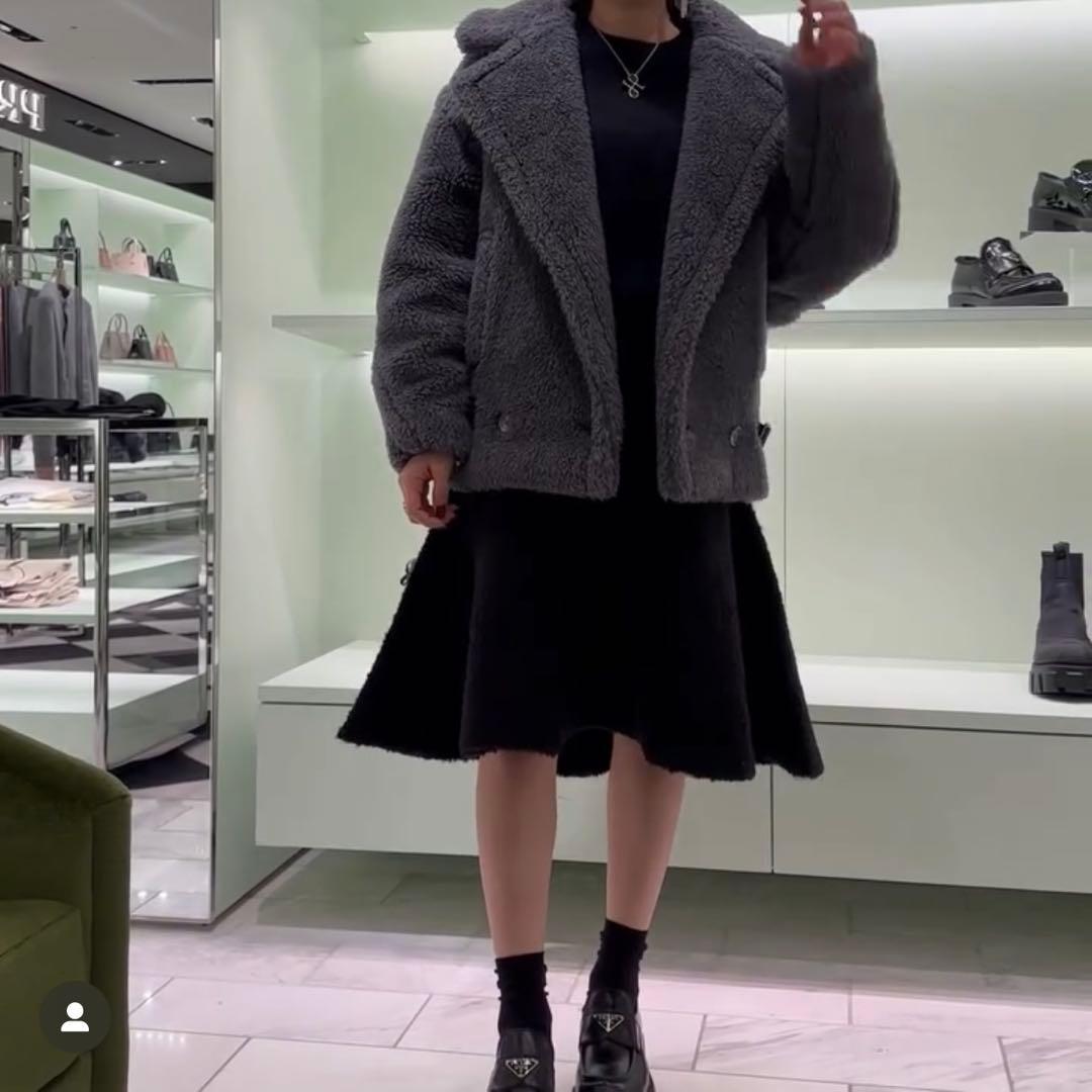 【美品】MACHATT マチャット　ブークレニットスカート　ブラック