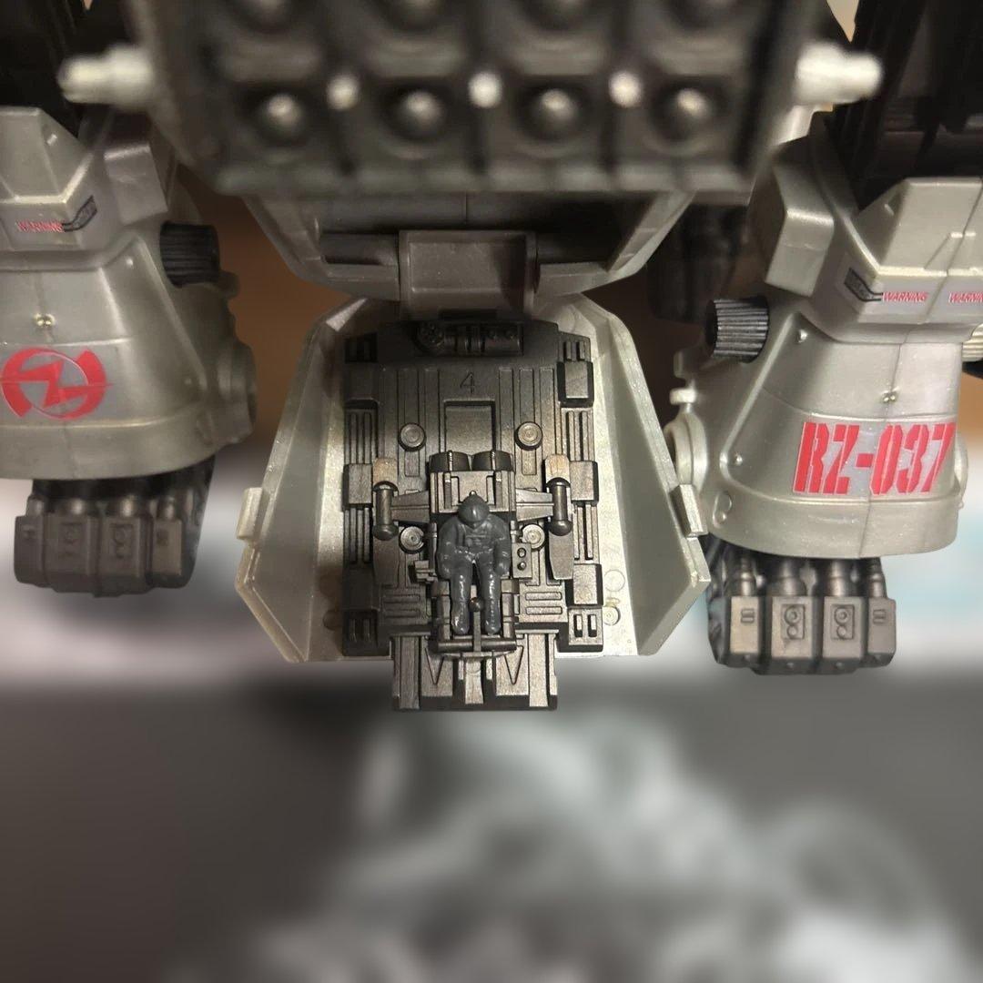 TOMY ゾイド　ウルトラザウルス　ジャンク扱い