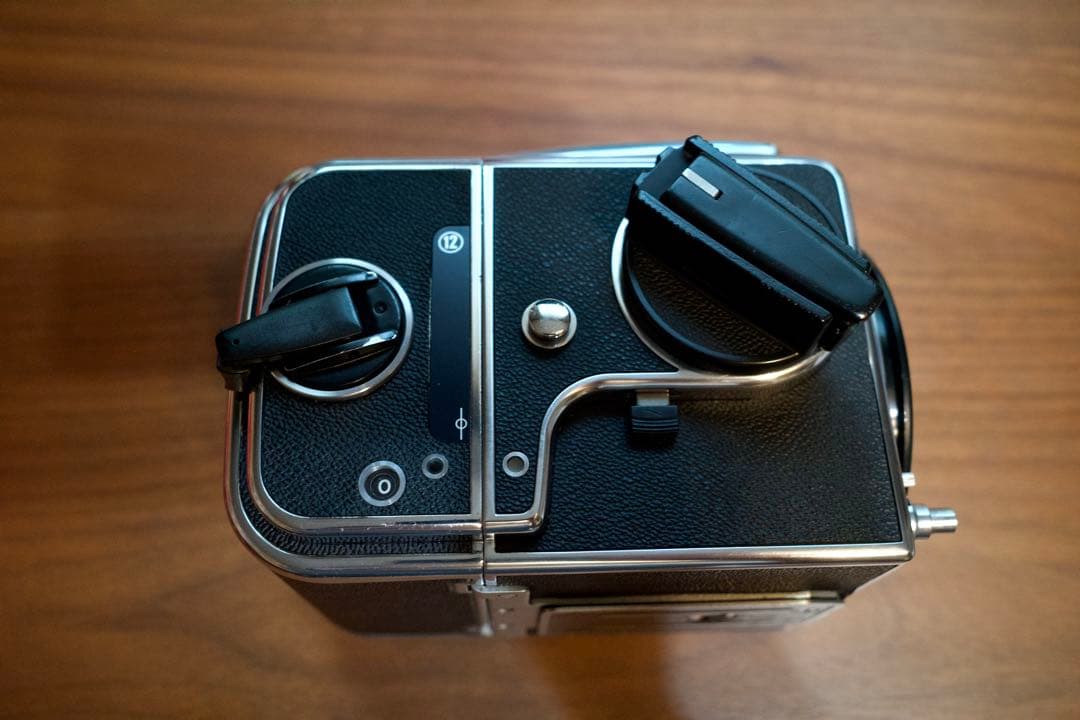 Hasselblad 500C/M + A12マガジン　中判フィルムカメラ