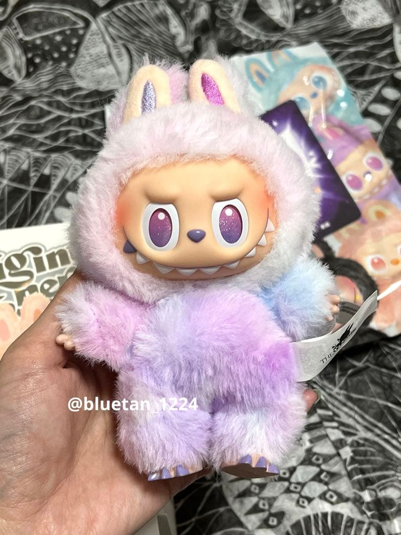 正規品　popmart labubu Big into Energy ラブブ