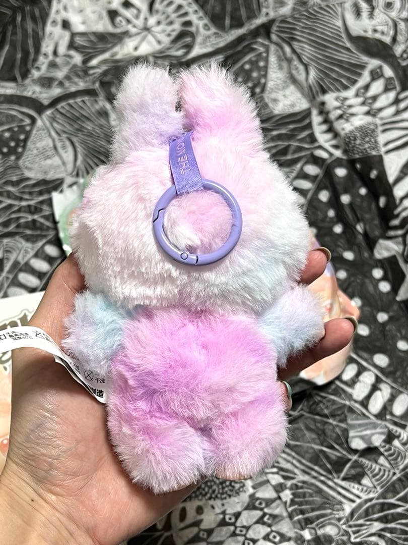 正規品　popmart labubu Big into Energy ラブブ