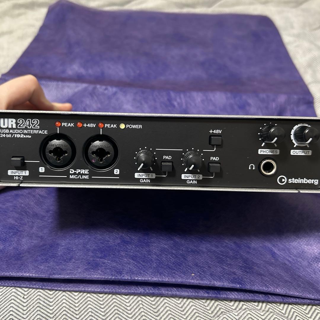 steinberg UR242 USBオーディオインターフェイス