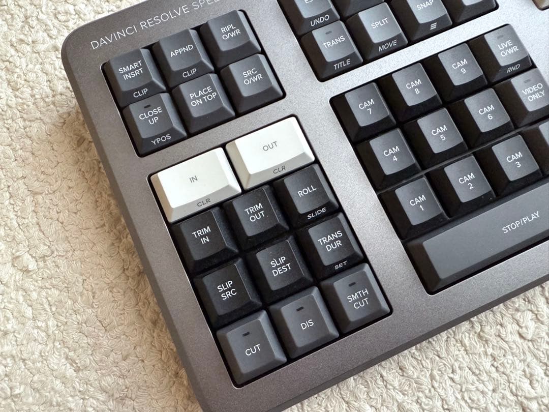 DaVinci Resolve Speed Editor 専用コントローラー