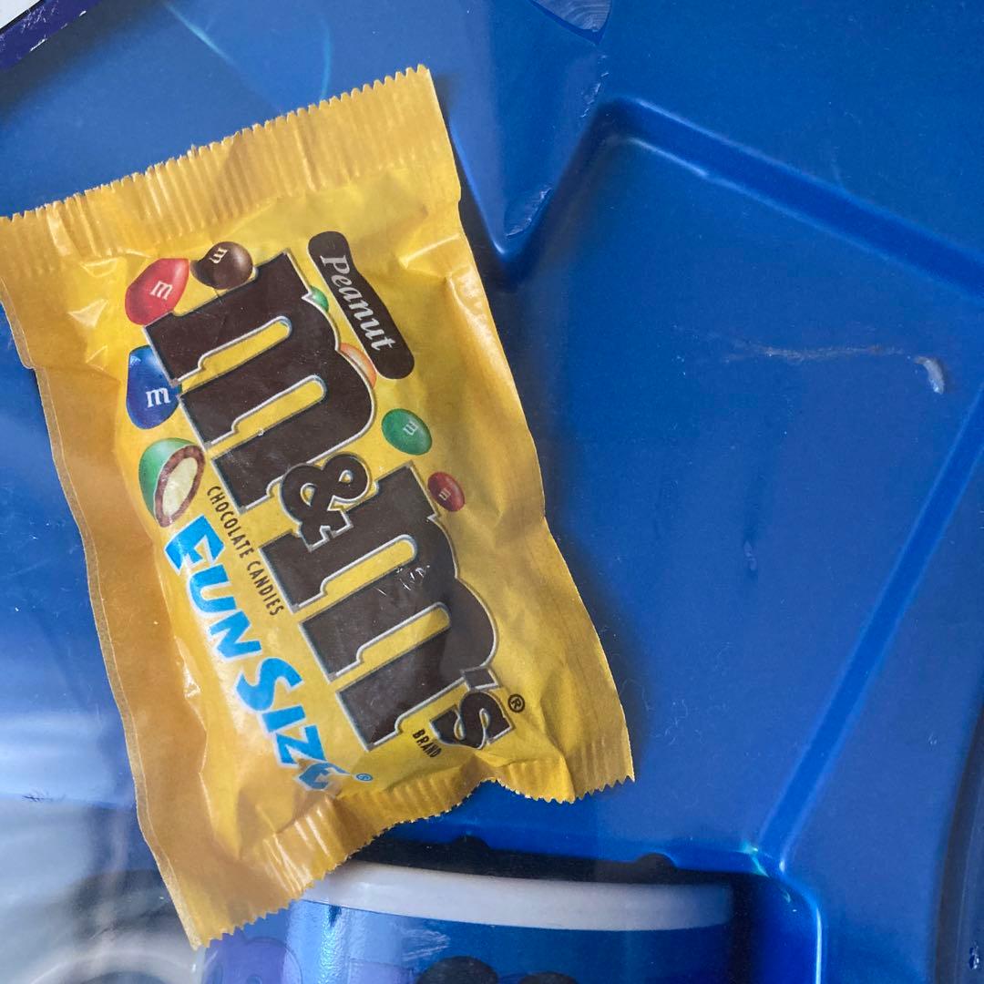 M&M's キャラクター マグカップ2個とキャンディディッシュセット