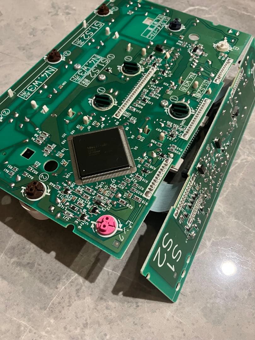 NZE121 センタークラスターモジュール カーエアコンパーツ 新品