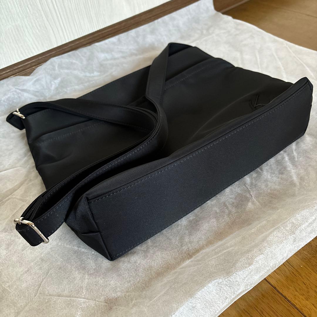 キタムラ ショルダーバッグ　黒　新品未使用